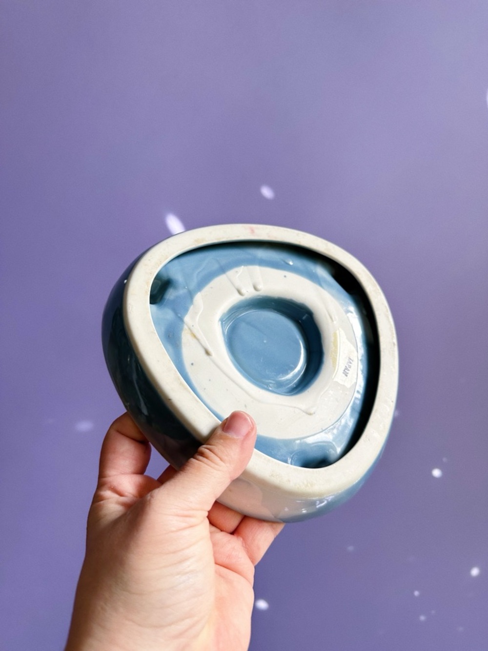 Vintage Swirl Ceramic Ashtray in Blue and White - Picture 4 of 4